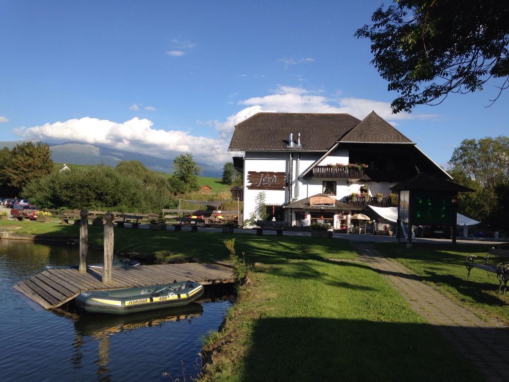 Jerà am Furtnerteich Hotel-Ristorante&Relax Mariahof Esterno foto
